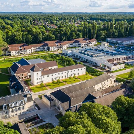 Le Grand Pavillon Chantilly Exterior foto