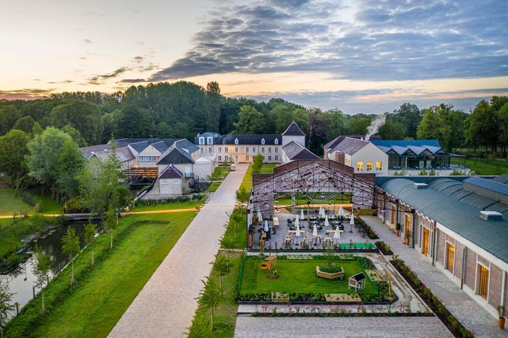 Le Grand Pavillon Chantilly Exterior foto